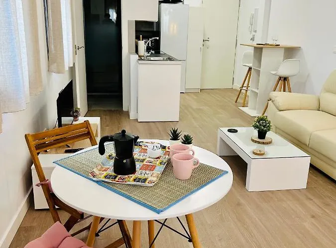 Coqueto Centrico Con Piscina * Kordoba