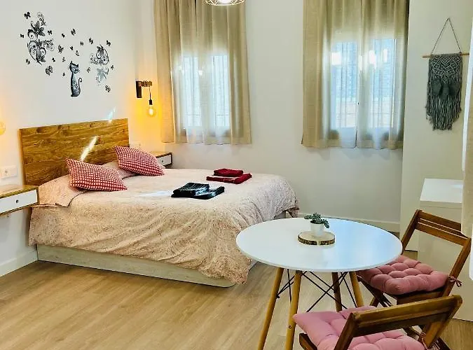 Coqueto Centrico Con Piscina *