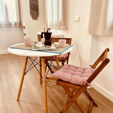 Coqueto Céntrico Con Piscina Córdoba