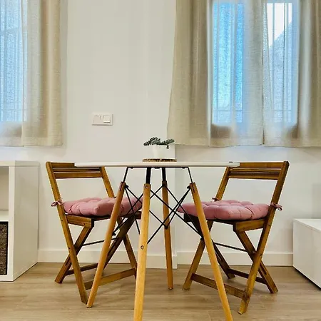 Coqueto Céntrico Con Piscina *