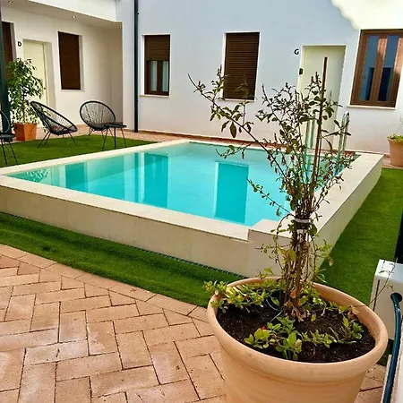 Apartamento Coqueto Céntrico Con Piscina
