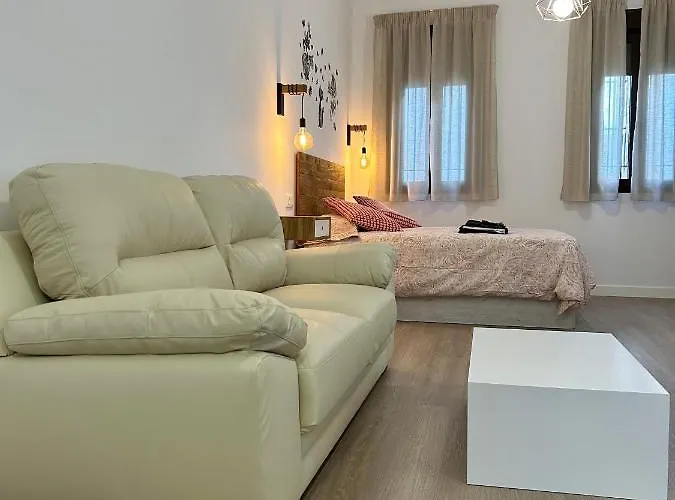 Appartamento Coqueto Céntrico Con Piscina Cordova