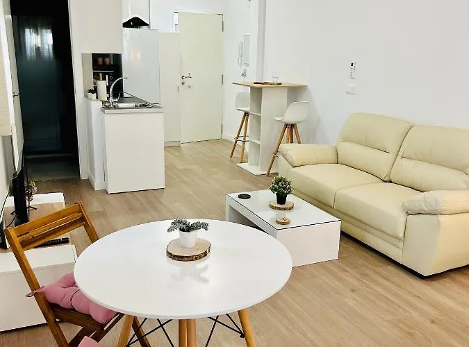 Coqueto Centrico Con Piscina *