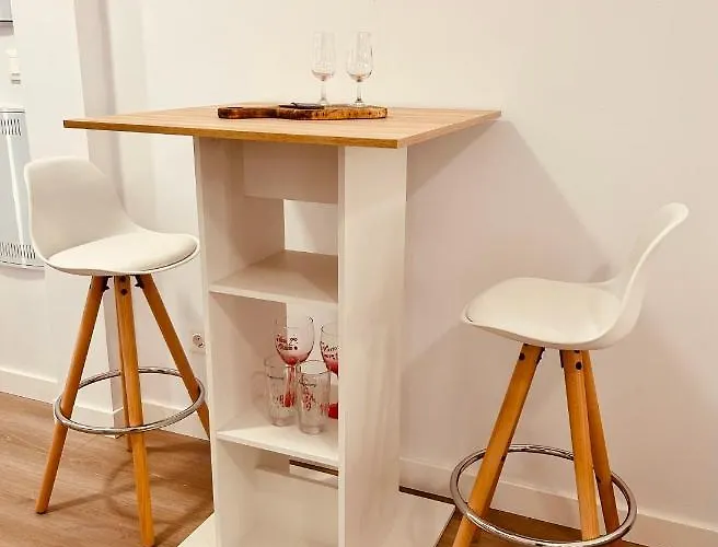 Coqueto Centrico Con Piscina דירה