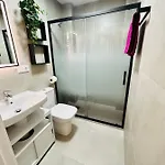 Coqueto Céntrico Con Piscina