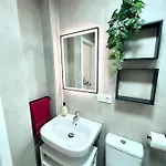 Coqueto Céntrico Con Piscina * Córdoba